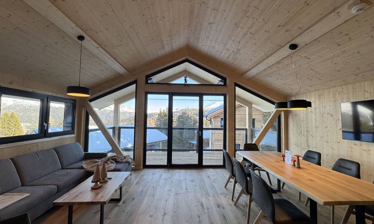 Turracher Hohe House | 02 NTH053 18d Sup Chalet mit Sauna und Hot Tub 2 E by Interhome
