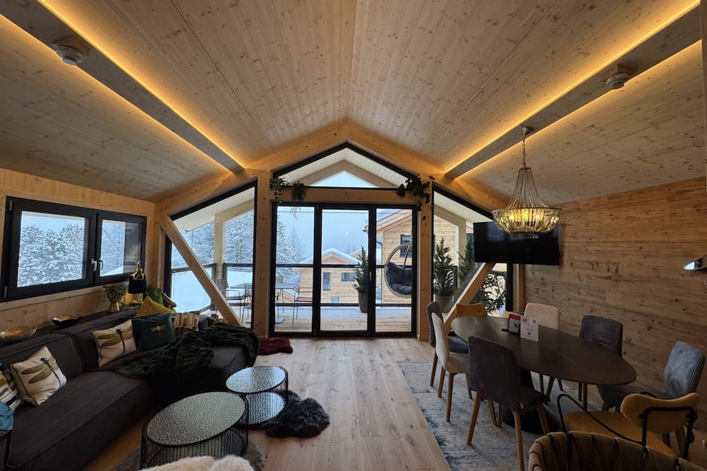 Turracher Hohe House | 02 NTH056 18g Sup Chalet mit Sauna und Hot Tub 2 E by Interhome