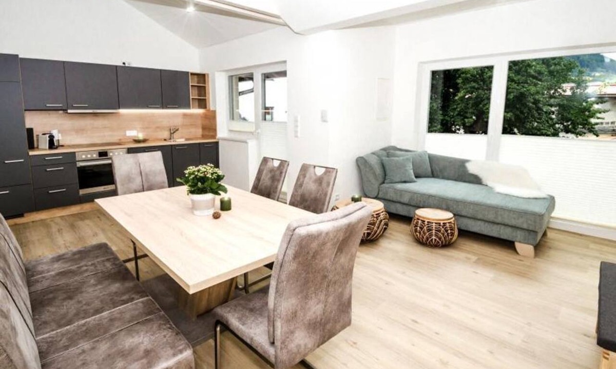 Mittersill Apartment | 2-Bedroom Apartment with Balcony and Terrace - Alpine Apartments by Schnöll