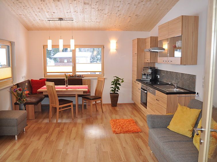 Gries Apartment | 2 bedroom Apartment, sleeps 5 in Gries with Air Con and WiFi