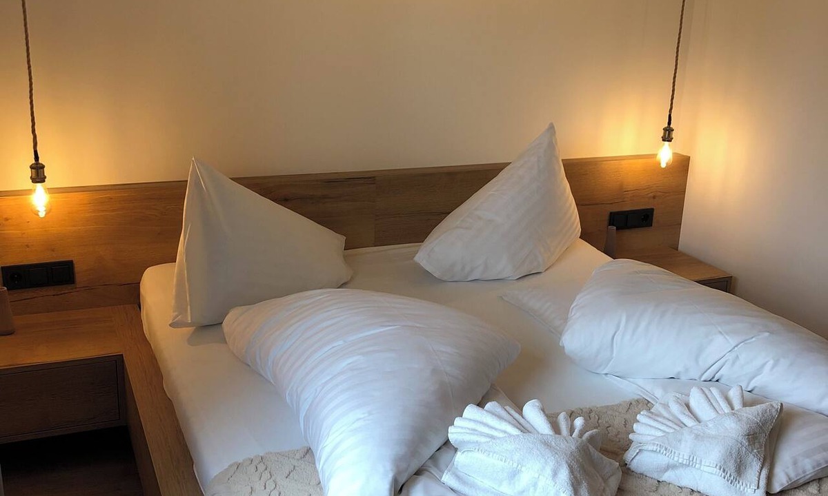 Presseggen Apartment | About Stella – Modern "Nassfeld" Vacation Rental on Lake Pressegger & Nassfeld