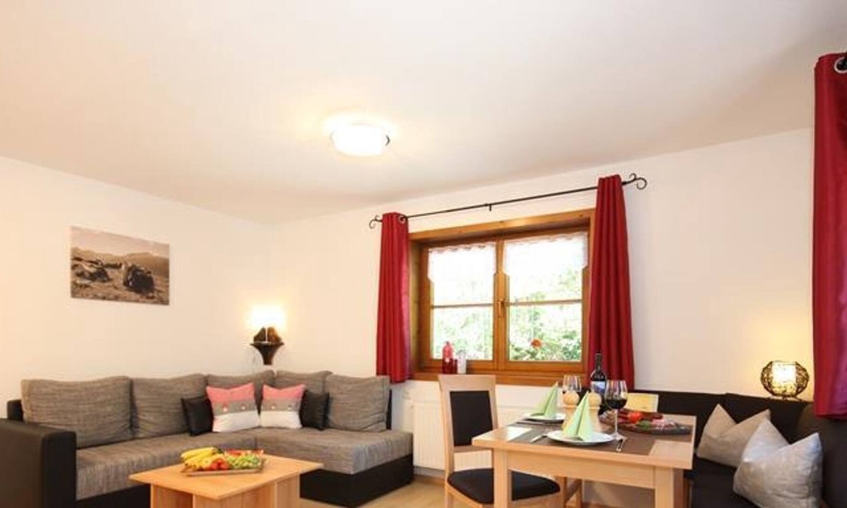 Riezlern Apartment | Alpen Komfort - 1 living room, 2 bedrooms with bath / WC - Fontain's Hus