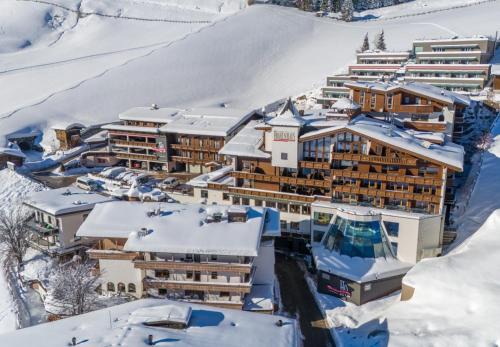 Hintertux Hotel | Alpenbad Hotel Hohenhaus