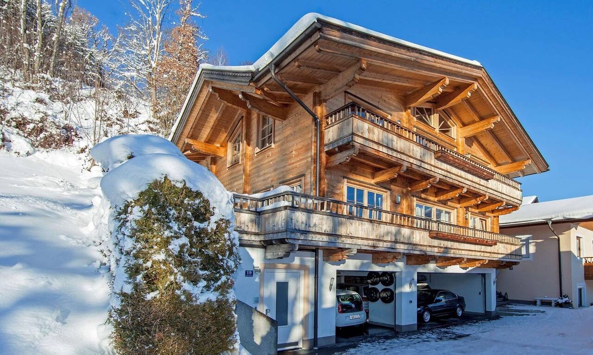 Brixen im Thale Ski Chalet | Amazing ski chalet Brixen im Thale charming atmosphere