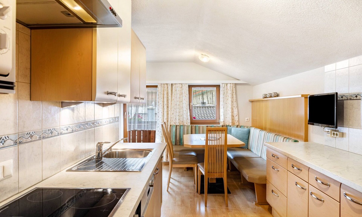Ried im Zillertal Apartment | Apartment Selina – Spacious Holiday Apartment with Mountain View
