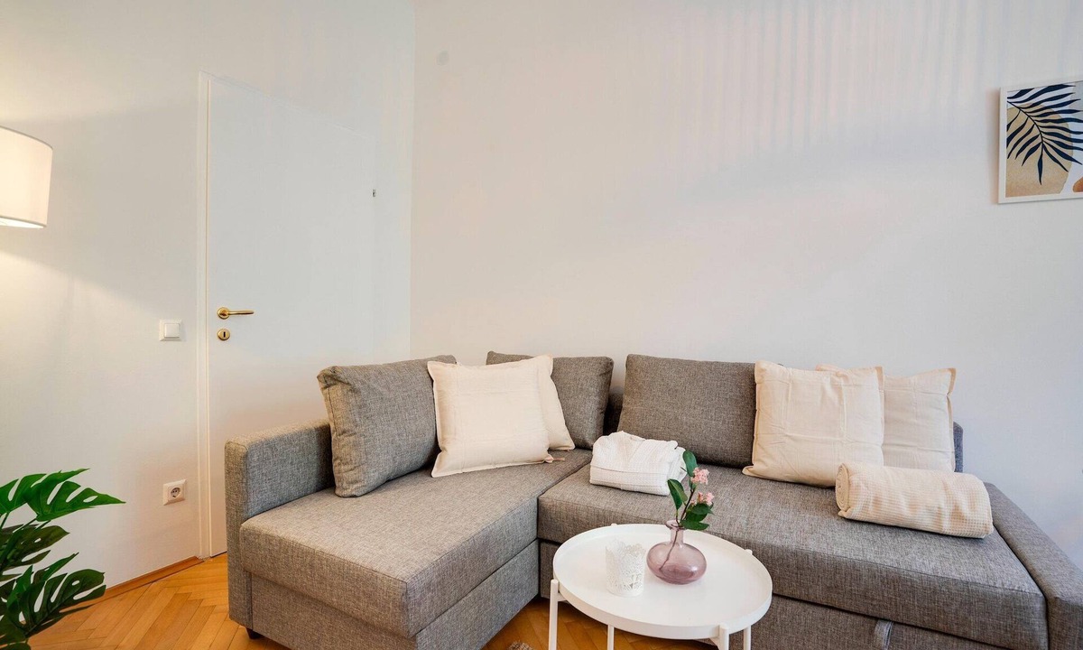 Jakomini Apartment | Arcadio Home – Smart Suite