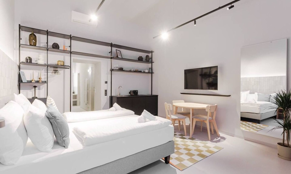 Wieden Apartment | Artisan Inspired · Schubert Boutique Studio
