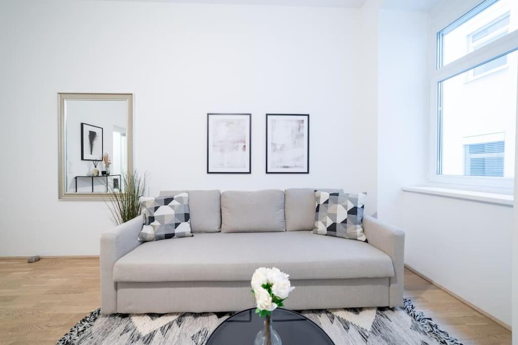 Roßau Apartment | Beautiful apartment in Vienna's heart 1b