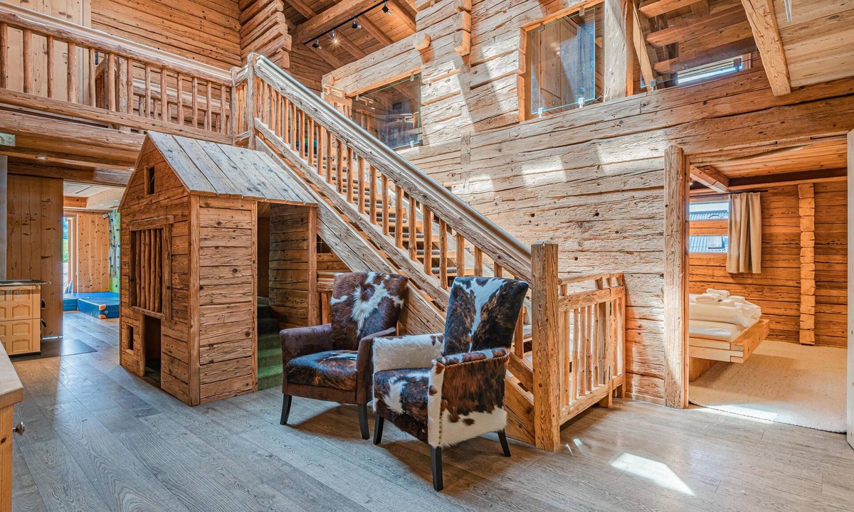 Soell House | Beautiful chalet with views close to the skilift