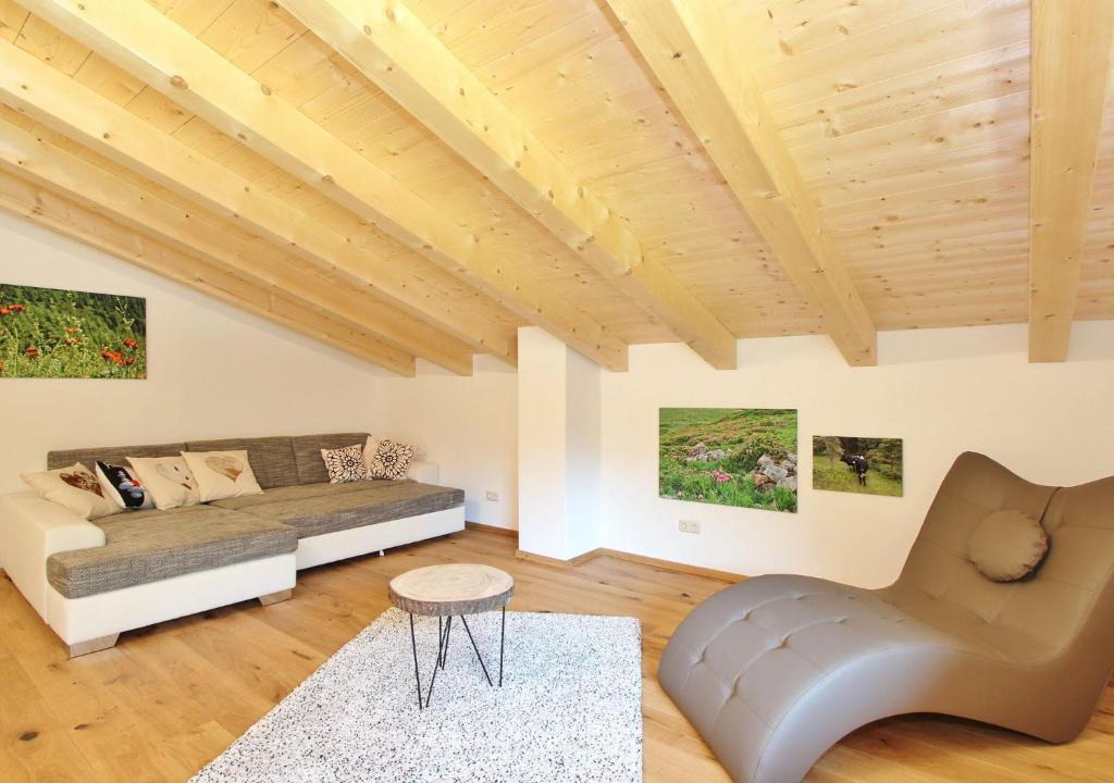 Wald im Pinzgau House | Boutique Holiday Home in Wald in Pinzgau with Garden