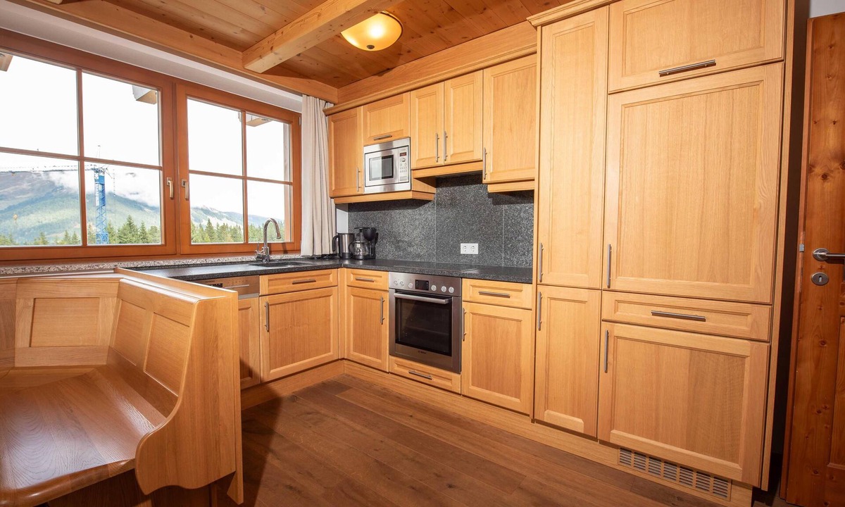 Hochkrimml Apartment | Cozy apartment with mountain view and close to the slopes