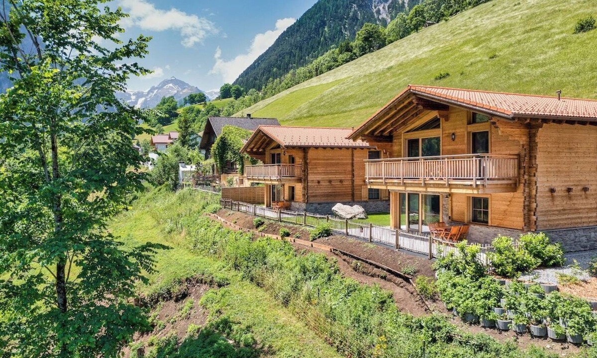 Buerserberg Apartment | Dahoam Appartments – 3-Room with terrace Taleu