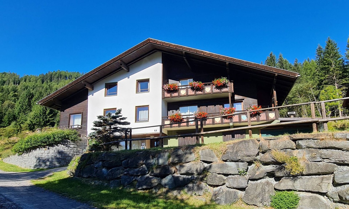 Bad Kleinkirchheim Apartment | Der Kristall Top 4 by Globalimmoservice