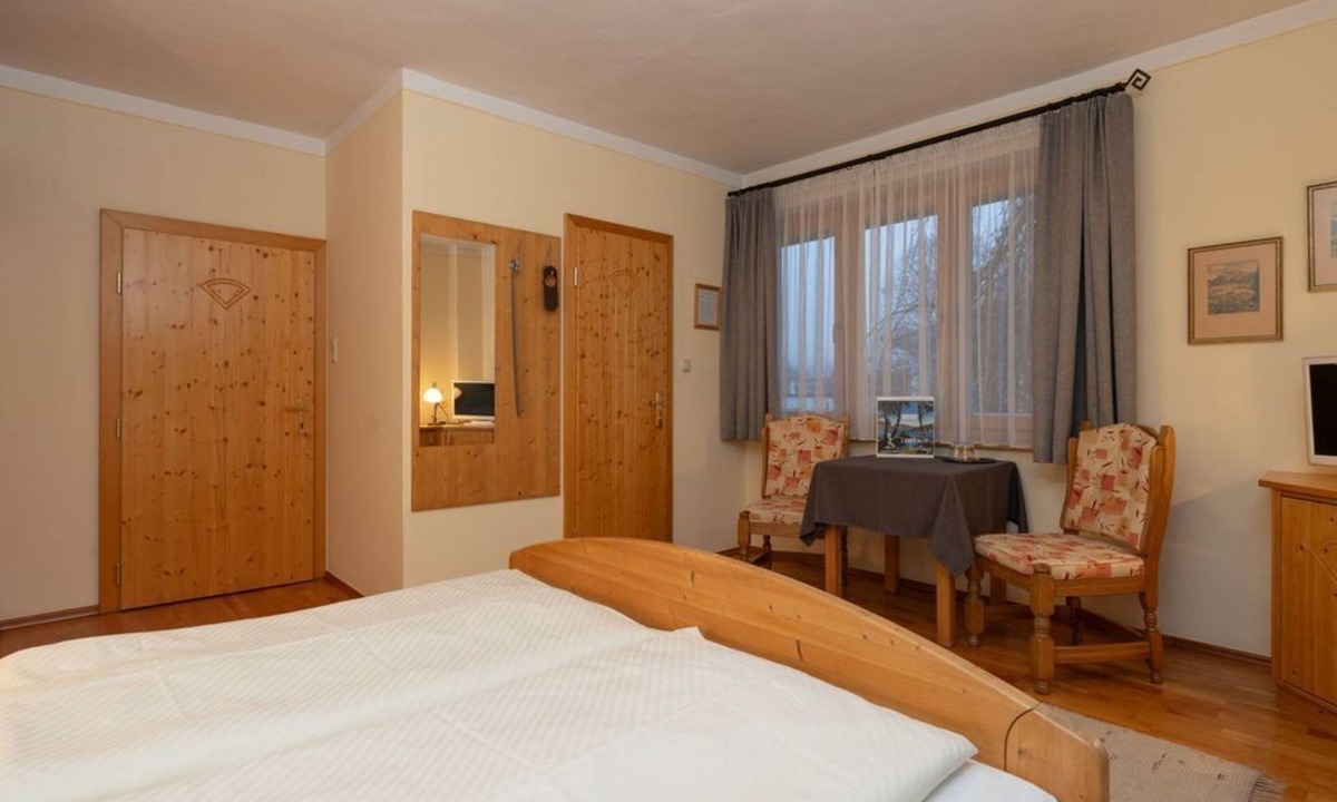 Seeboden House | Doppelzimmer mit Balkon Haus Frühauf - Mörtbauerhof und Haus Frühauf