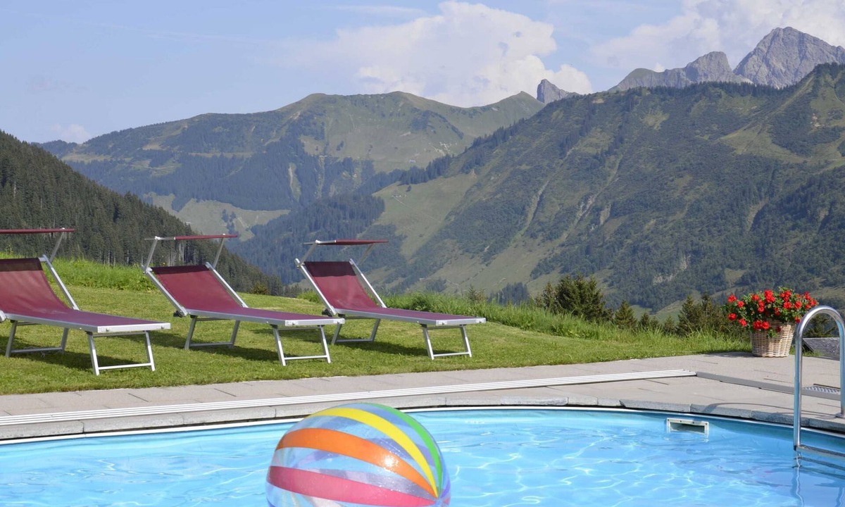 Damuels House | Double room with balcony - Aparthotel Garni Schönblick