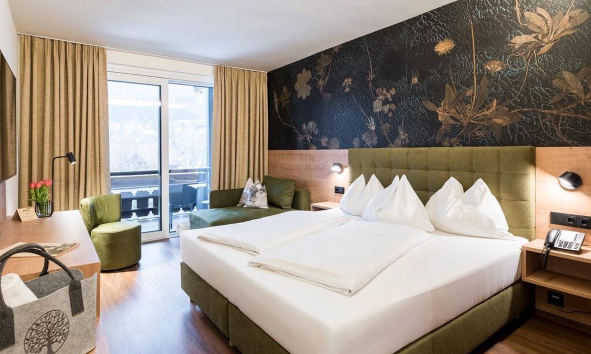 Doebriach Hotel | Dreibettzimmer - Familiengut Hotel Burgstaller