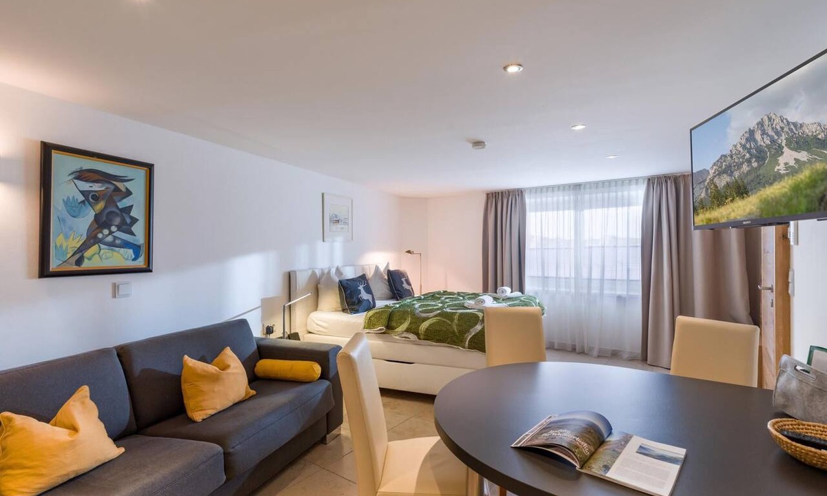Kitzbuehel Apartment | Exclusive Luxury Suite, Central, Near Ski Lift