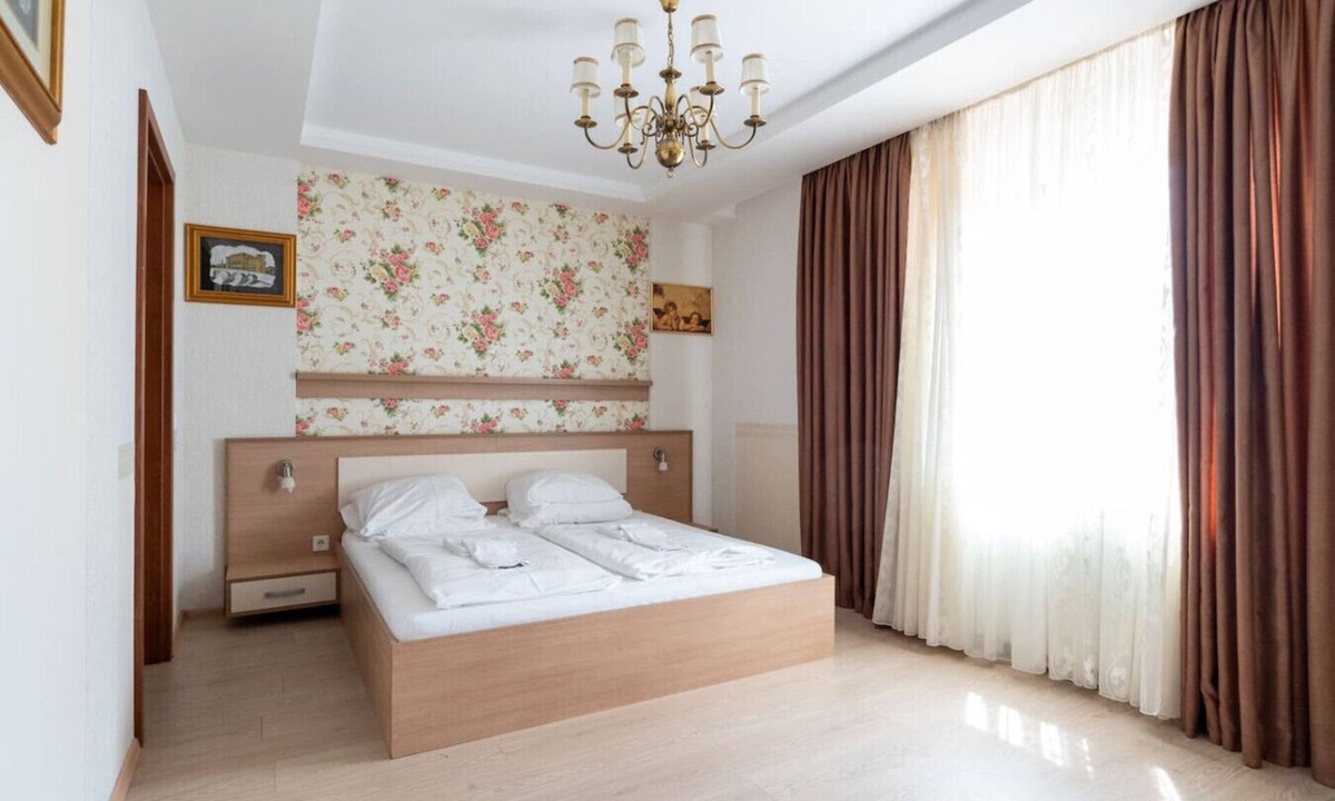 Haslau-Maria Ellend Apartment | FarawayHomes Aparthotel Vienna Airport #1