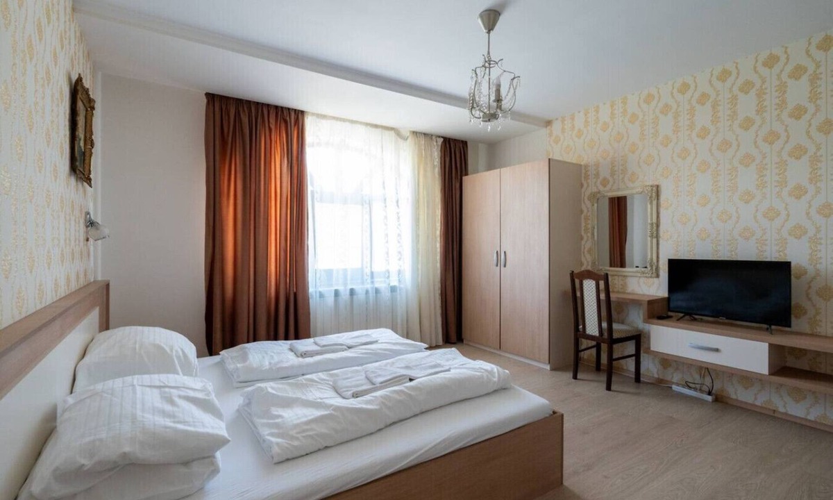 Haslau-Maria Ellend Apartment | FarawayHomes Aparthotel Vienna Airport #2