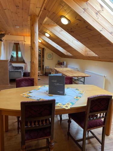 Muenichreith-Laimbach Apartment | Ferienwohnung mit privatem Naturschwimmteich