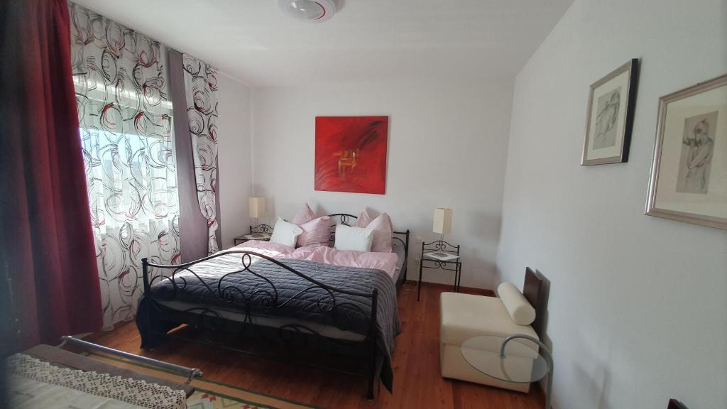 Stainz Apartment | Ferienwohnung Schlossblick 2 oder 5