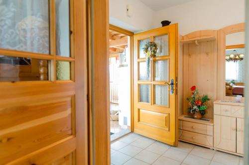 Fresing House | Ferienwohnung Stiegelbauer Zirbe