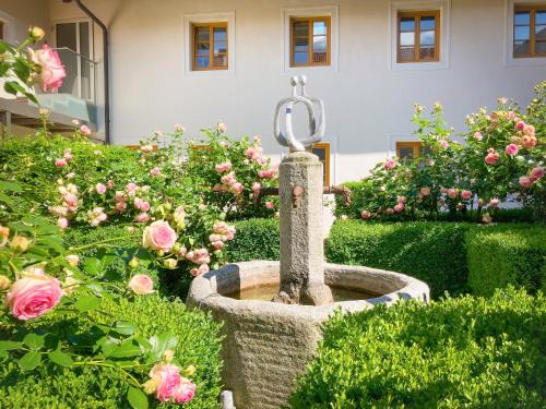 Ansfelden House | Frühstückspension Herzog zu Laah