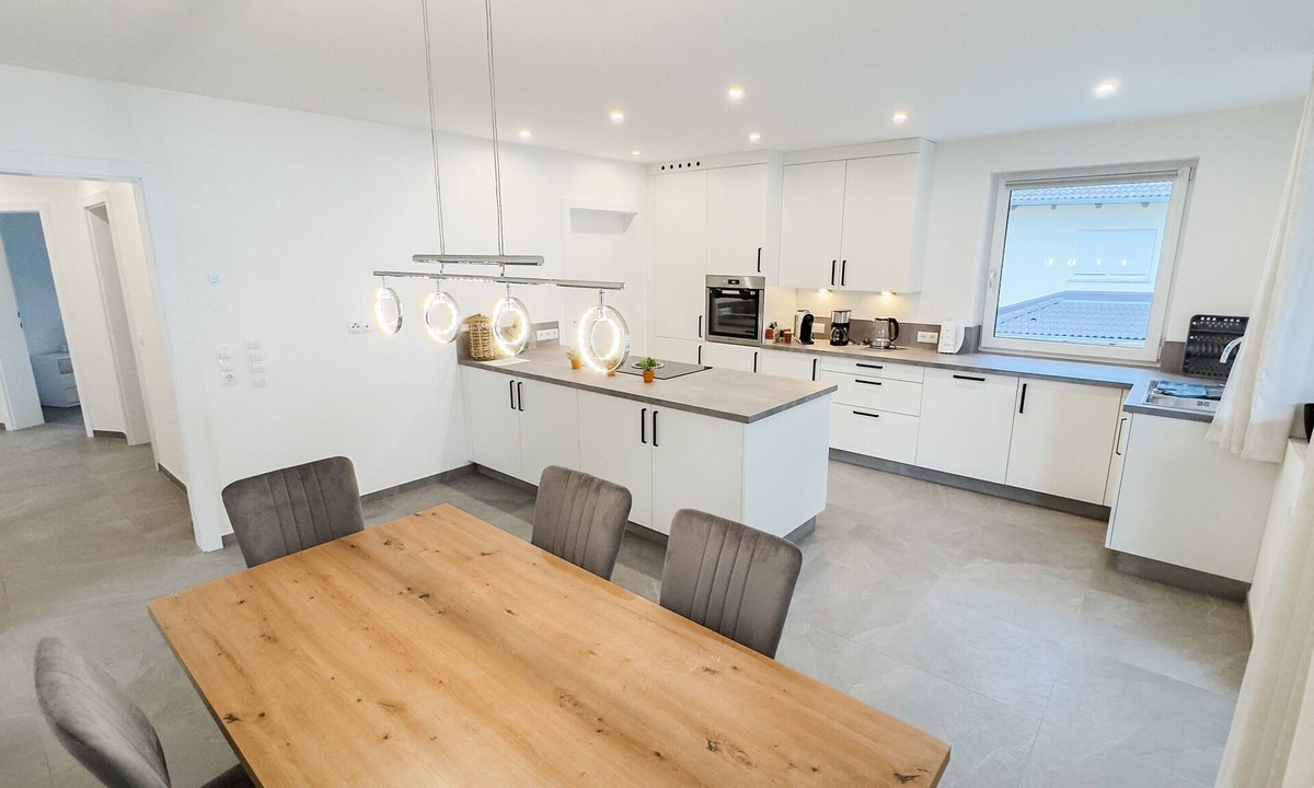 Imsterberg Apartment | Holiday Apartment 'Ferienhaus Koca' with Mountain View, Private Terrace and Wi-Fi
