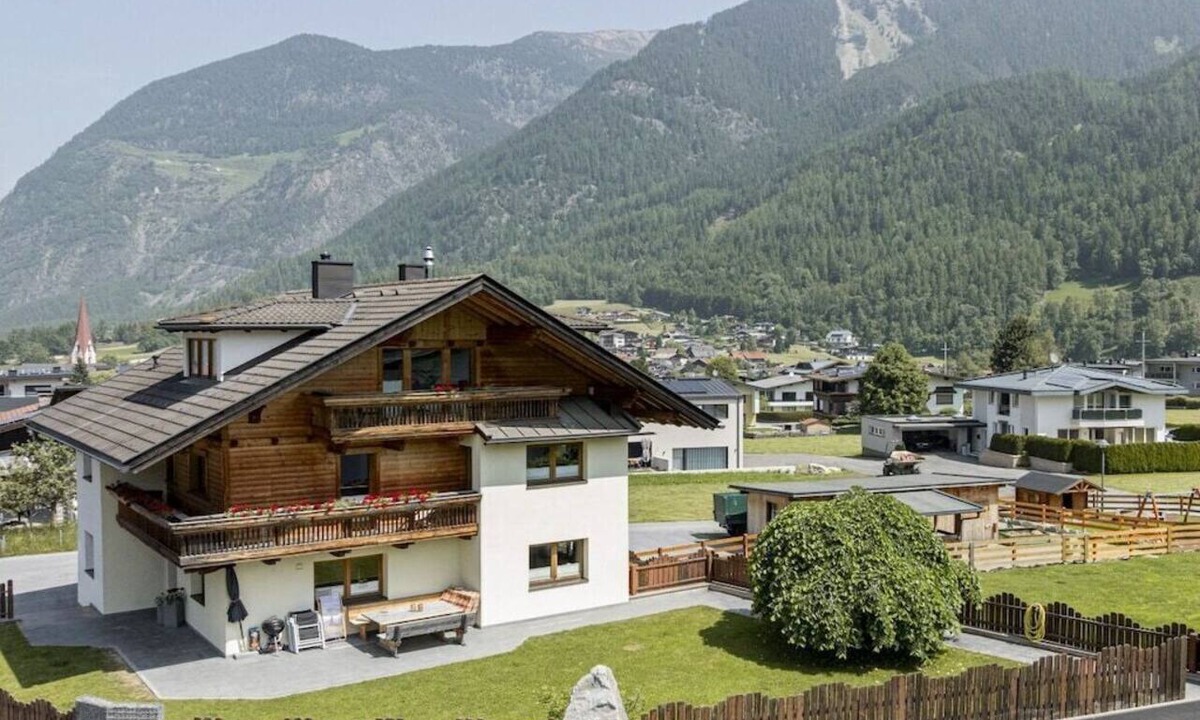 Umhausen House | Holiday home in Umhausen with swimming pool