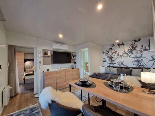 Wurflach Apartment | Johannesbachklamm Chalet - Hot Tub und Panoramablick