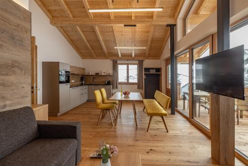 Hermagor-Pressegger See Apartment | Kronhofer – Apartments & Erlebnis-Imkerei
