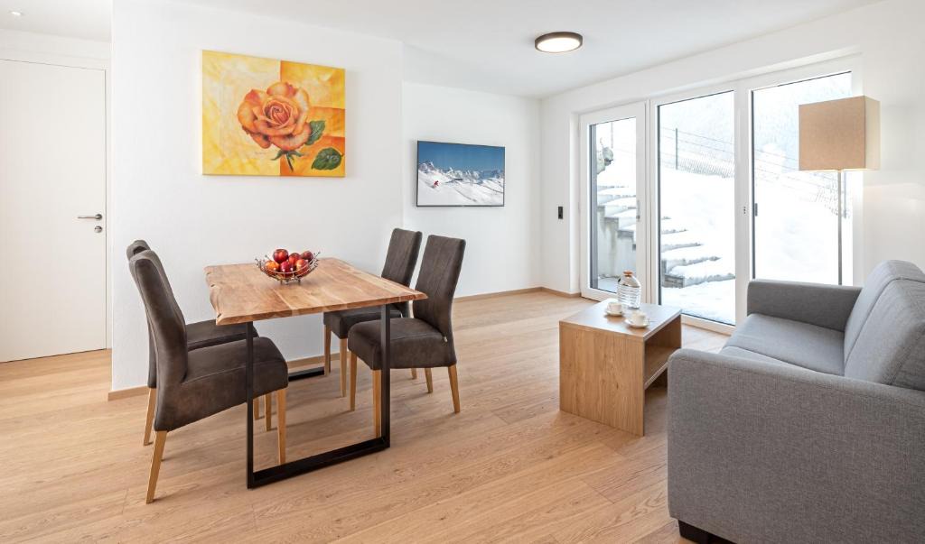 Maishofen Apartment | lake and mountains appartements