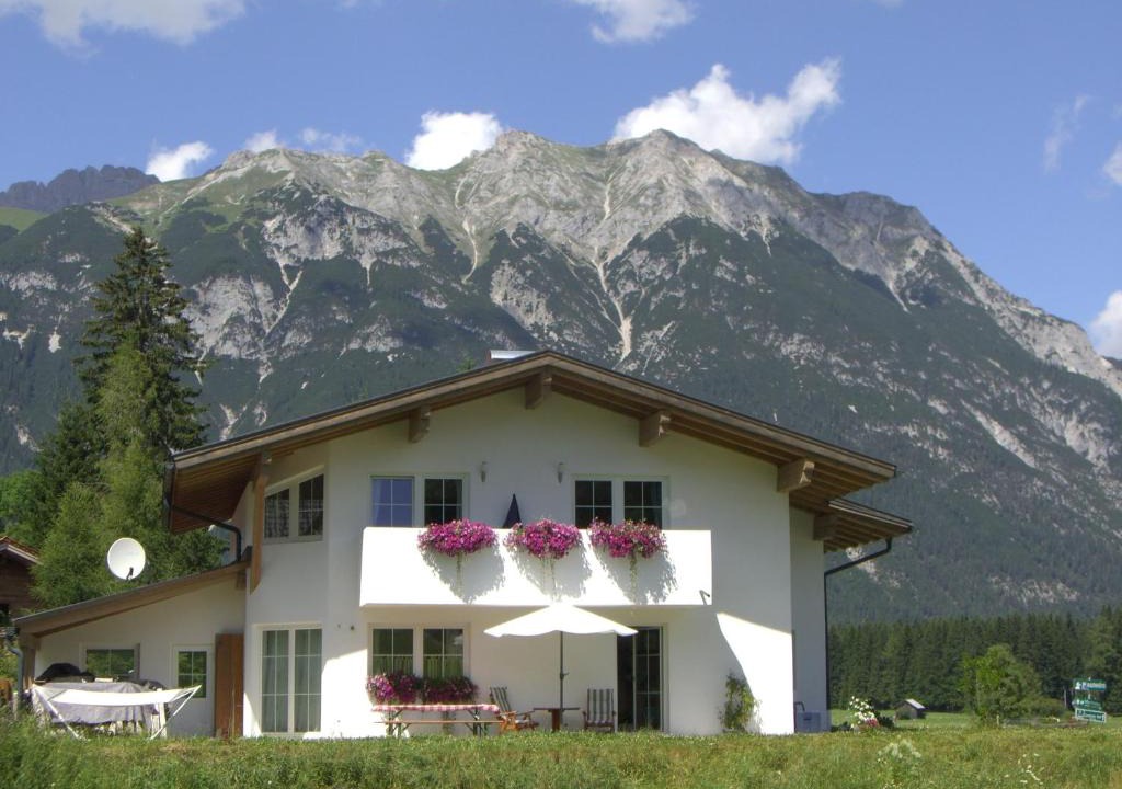Leutasch Apartment | Landhaus Bellamontes