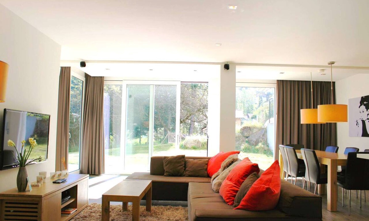 Tschagguns Apartment | Large and modern holiday apartment in Tschagguns with a terrace and garden
