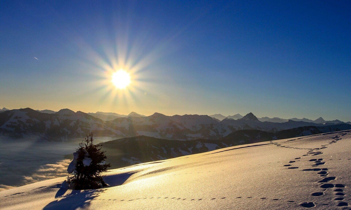 Oberau Apartment | Lovely apartment for 4 guests with WIFI, TV and panoramic view