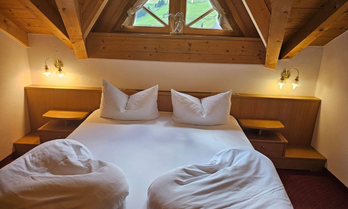 Ischgl Apartment | Lovely apartment for 4 guests with WIFI, TV and balcony