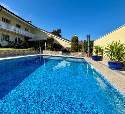 Traunkirchen Apartment | Luxury-Suites Traunsee