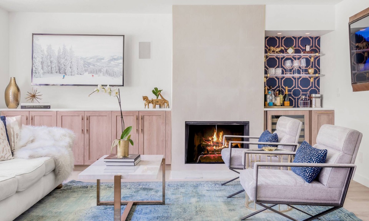 Aspen Condo | Moby House Aspen: A Curated Retreat w/2BR/2BA , AJAX Views in the Aspen Core