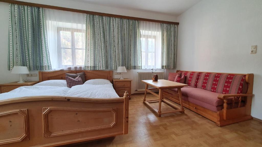 Dorfgastein House | Neufangbauer, Familie Sabine und Peter Hauser