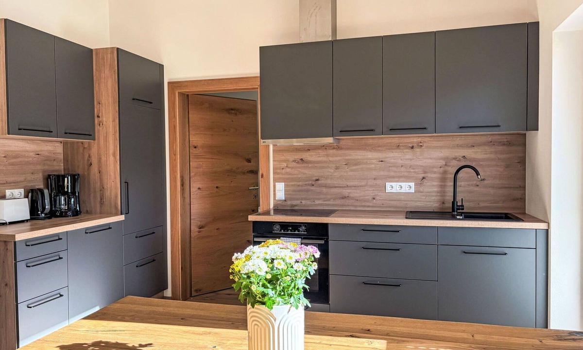 Neuberg Apartment | Nice apartment for 6 people with WIFI, TV and balcony