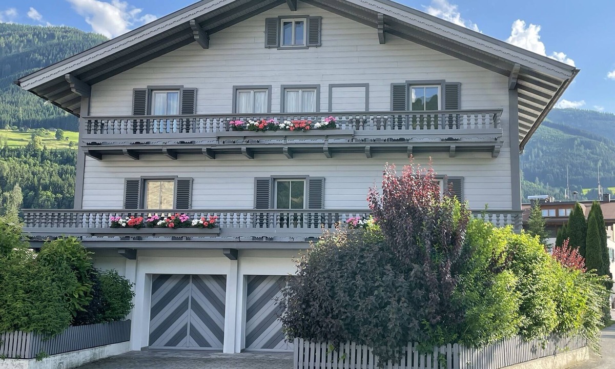 Niedernsill Apartment | Panoramic apartment in Niedernsill with terrace and garden. Pet friendly🐕