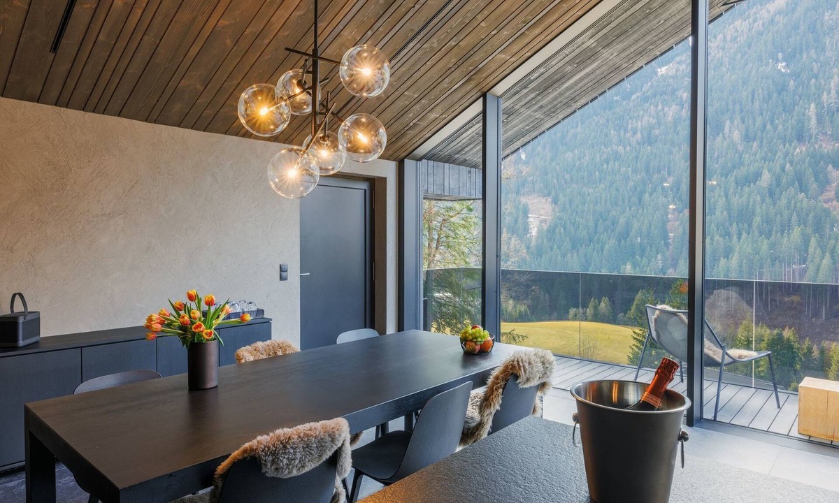 Kappl House | Paznauner Villen - Villa II. by Interhome