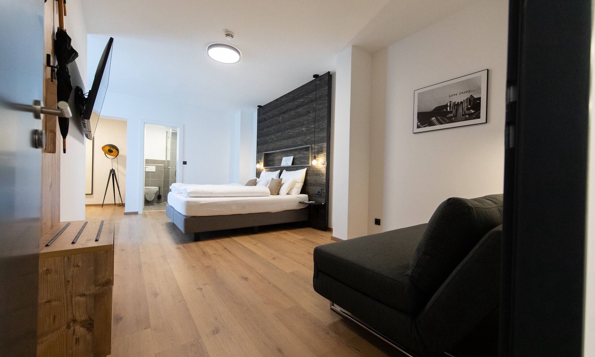 Zistersdorf Hotel | Self-Check-in Hotel VinoQ Zistersdorf