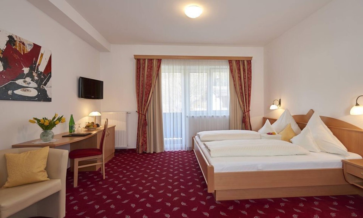 Rauris Bed & Breakfast | Short stay, sun, bath, WC, balcony - Frühstückshotel Birkenhof