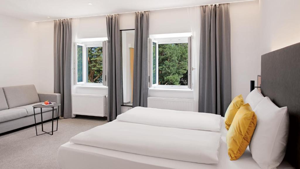 Oberndorf bei Salzburg Hotel | Stadthotel Oberndorf