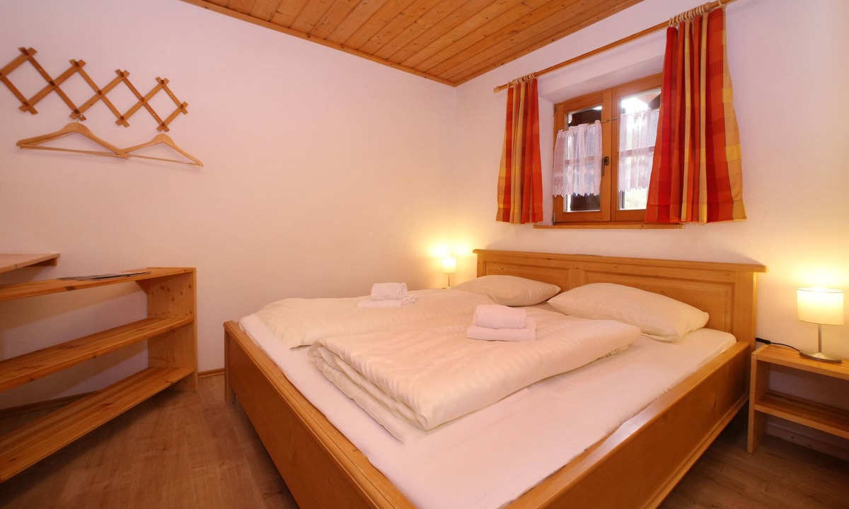 Hochkrimml Apartment | Staudi's ski hut Top10 vacation apartment right on the slopes