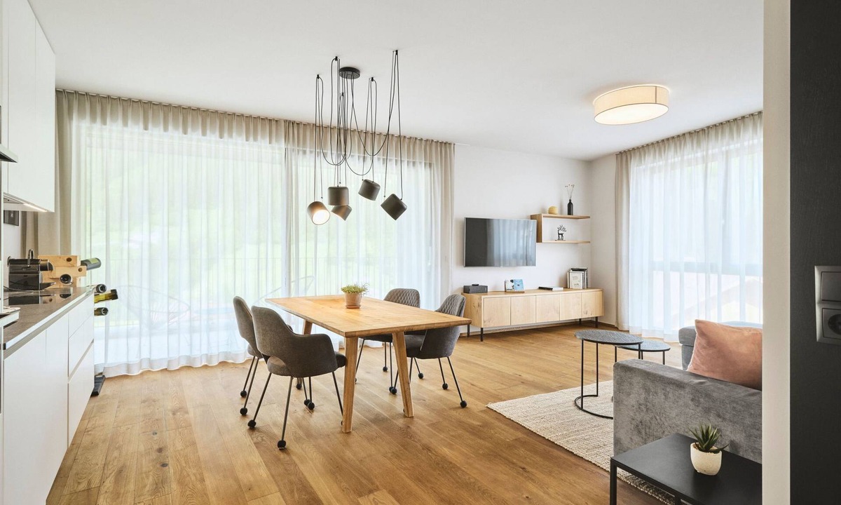 See Apartment | Stillvolle Luxus Wohnung in der Residenz Silvretta by Interhome