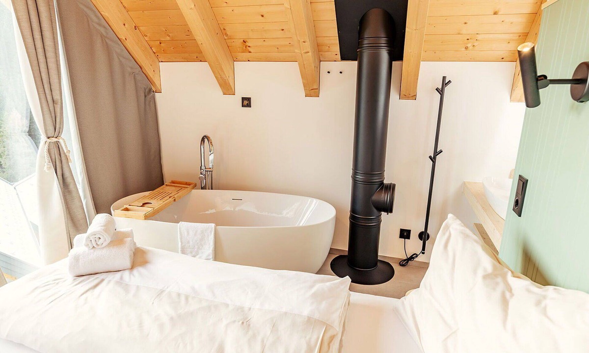 Schonberg House | Stunning villa for 6 people with WIFI, TV, terrace and pets allowed