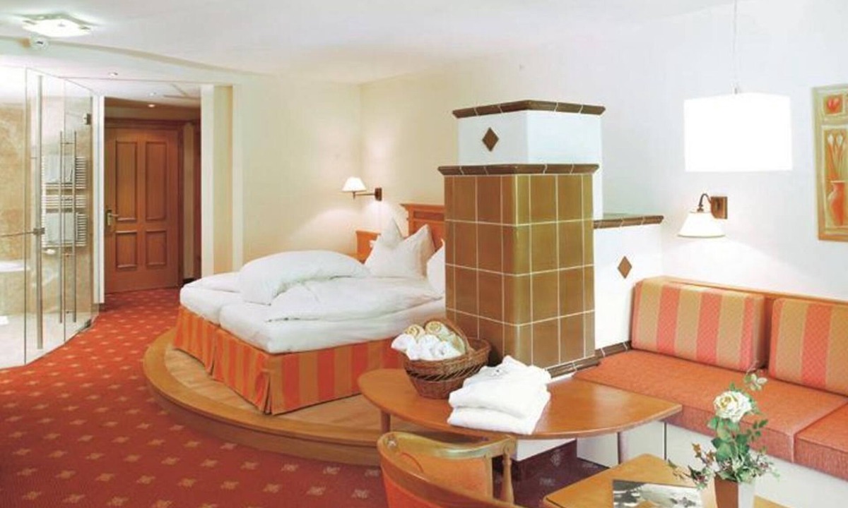 Warth House | Suite, shower and bath, WC, quiet - Wellnesshotel Warther Hof