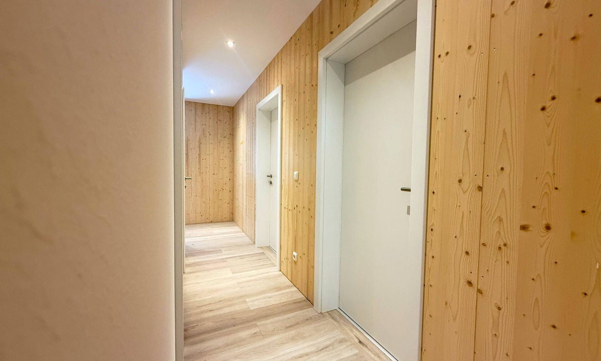 Gruenau im Almtal Apartment | Treehouse - Top 1 | directly on the ski slope | bathtub | terrace